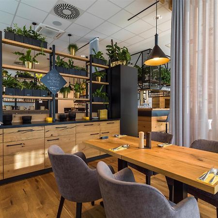 Best Western Parkhotel Hagenberg Hagenberg im Muhlkreis المظهر الخارجي الصورة