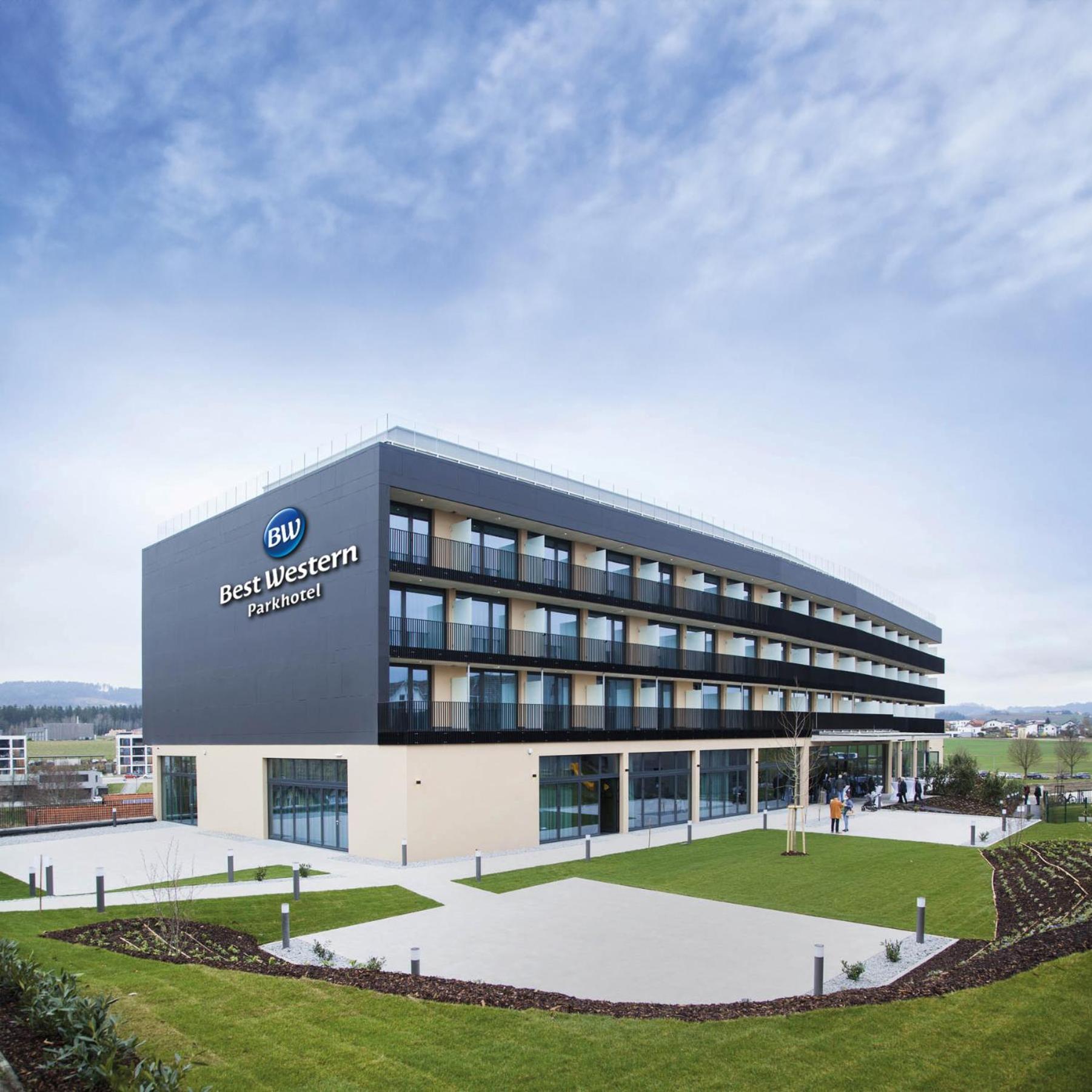 Best Western Parkhotel Hagenberg Hagenberg im Muhlkreis المظهر الخارجي الصورة
