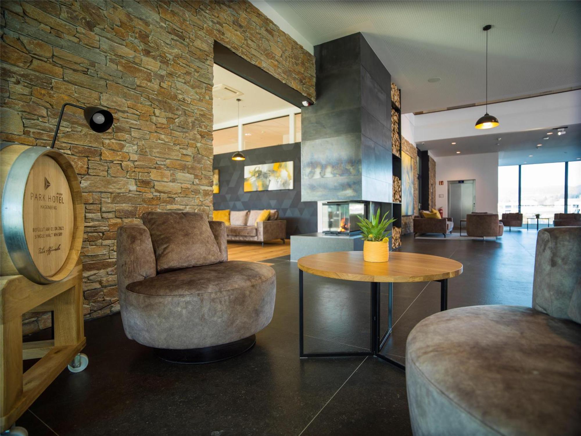 Best Western Parkhotel Hagenberg Hagenberg im Muhlkreis المظهر الخارجي الصورة